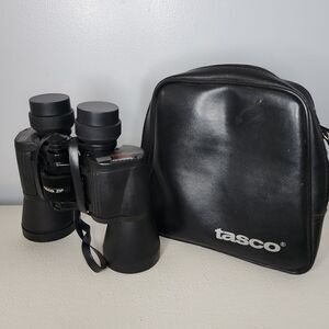 Tasco Wide Angle and Rubber 2023BRZ 10x50MM Binoculars Zip Focus